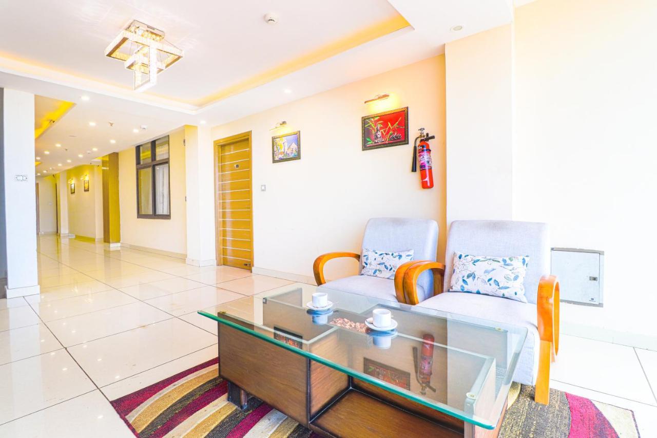 The Glory Hotel Dehradun Extérieur photo